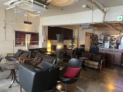 シーシャのあるリビング｜チルイン池袋西口/ロマンス通り店